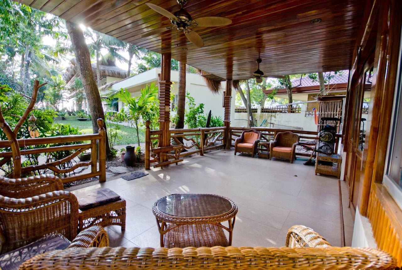 Mike's Dauin Dive Resort Exterior foto